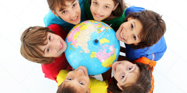 den-zaschity-detei-e99a3f29358aa211